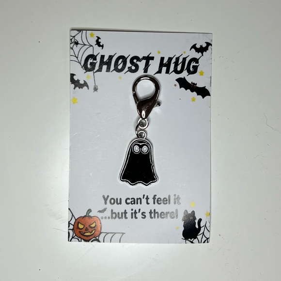👻 Cute Ghost Charm 👻 - Picture 3 of 6